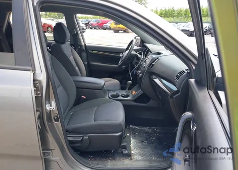 2012 Kia Sorento Lx from USA, damaged, VIN 5XYKT3A66CG207267